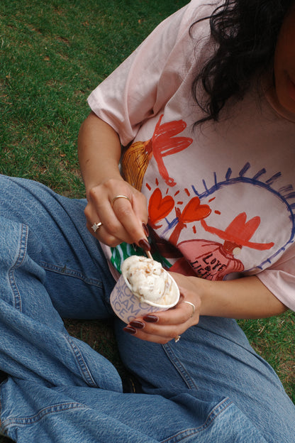 Love and light tee - pink edition